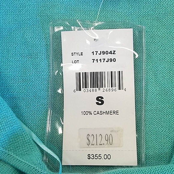 Ralph Lauren cashmere tank top. - Picture 4 of 5